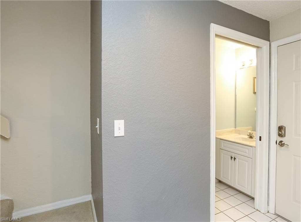 1044 Woodshire LN B203-25