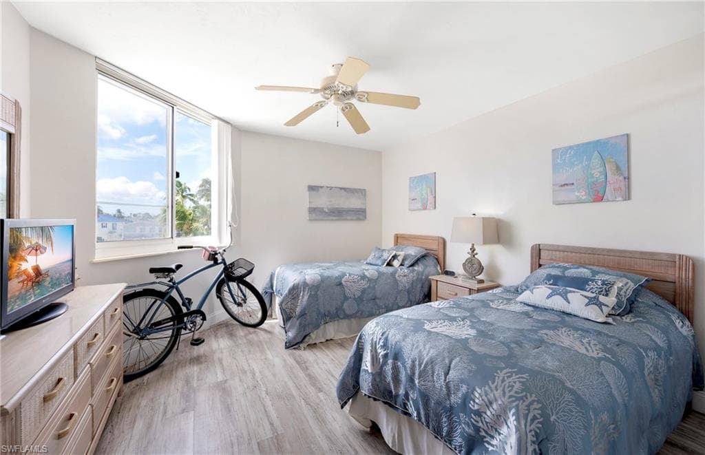4745 Estero BLVD 104-20