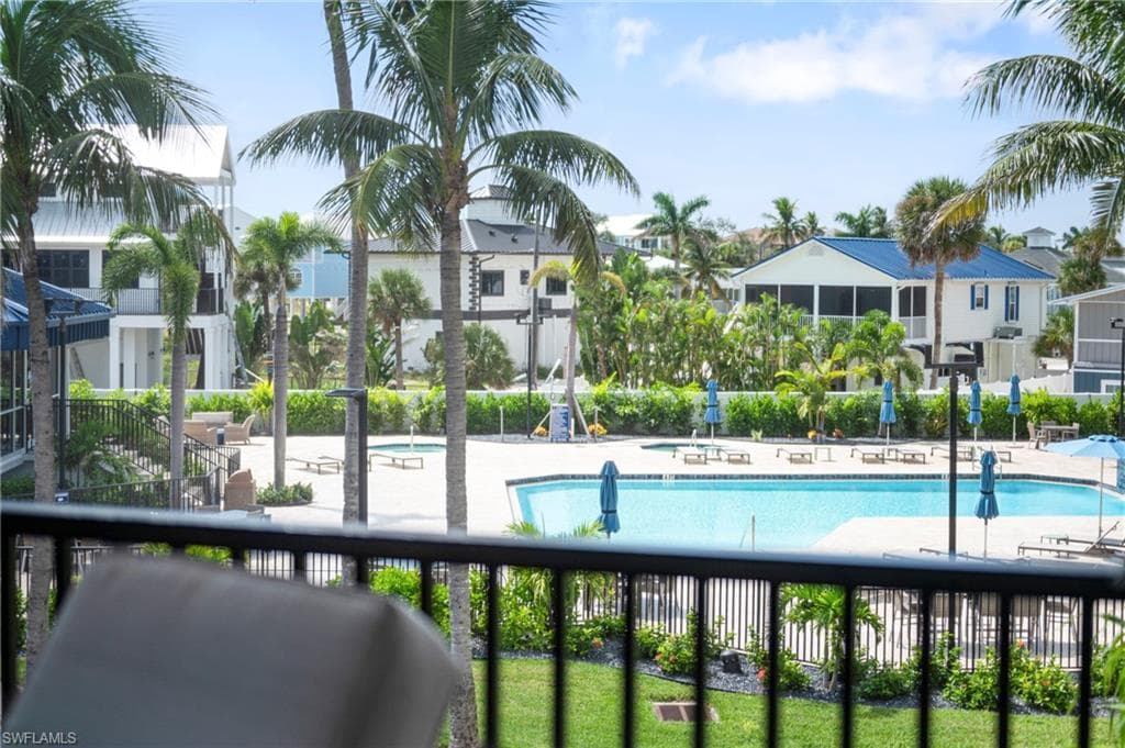 4745 Estero BLVD 104-11