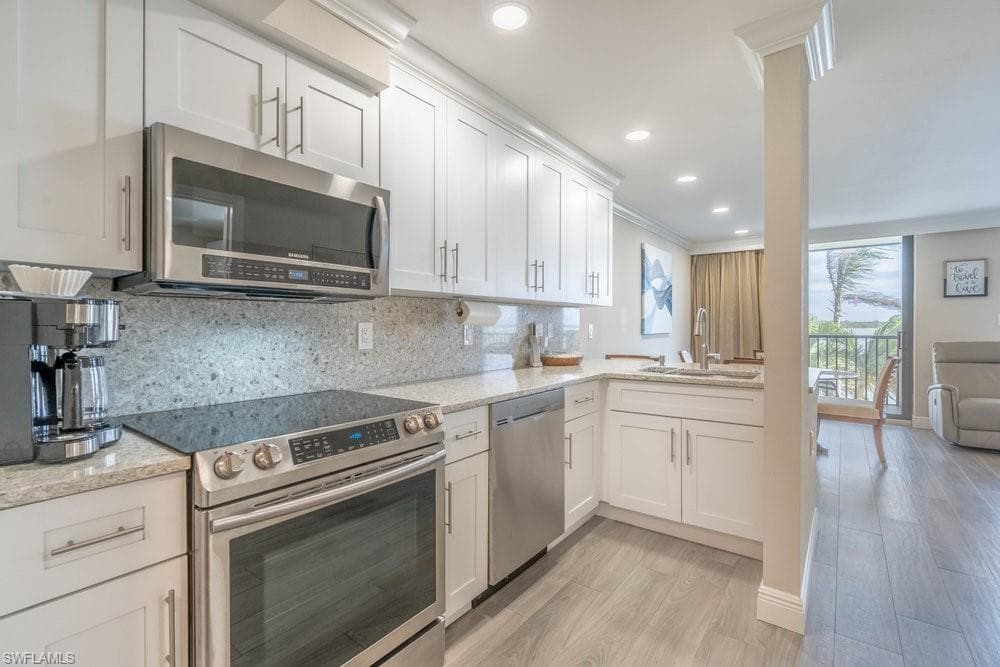 10 Tampa PL 502-4