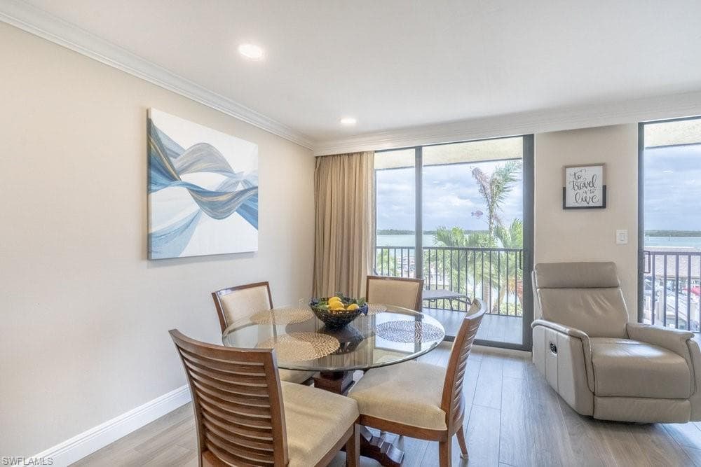 10 Tampa PL 502-8