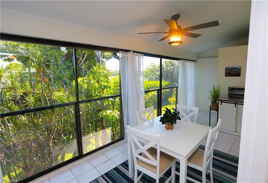 611 Palm AVE F30-7