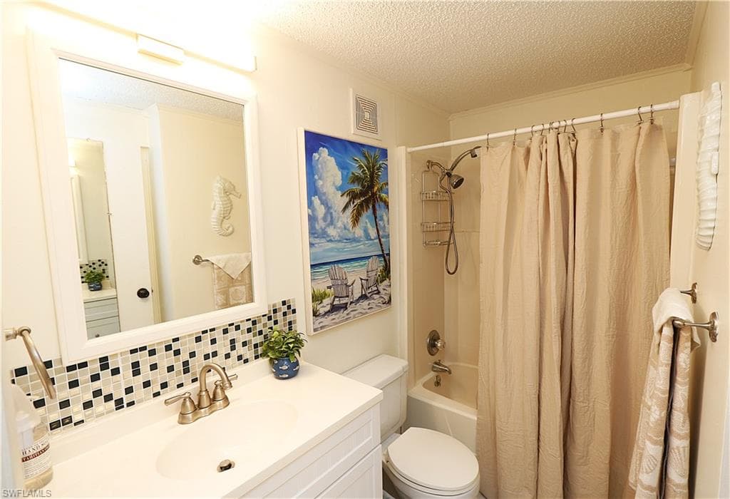 611 Palm AVE F30-18