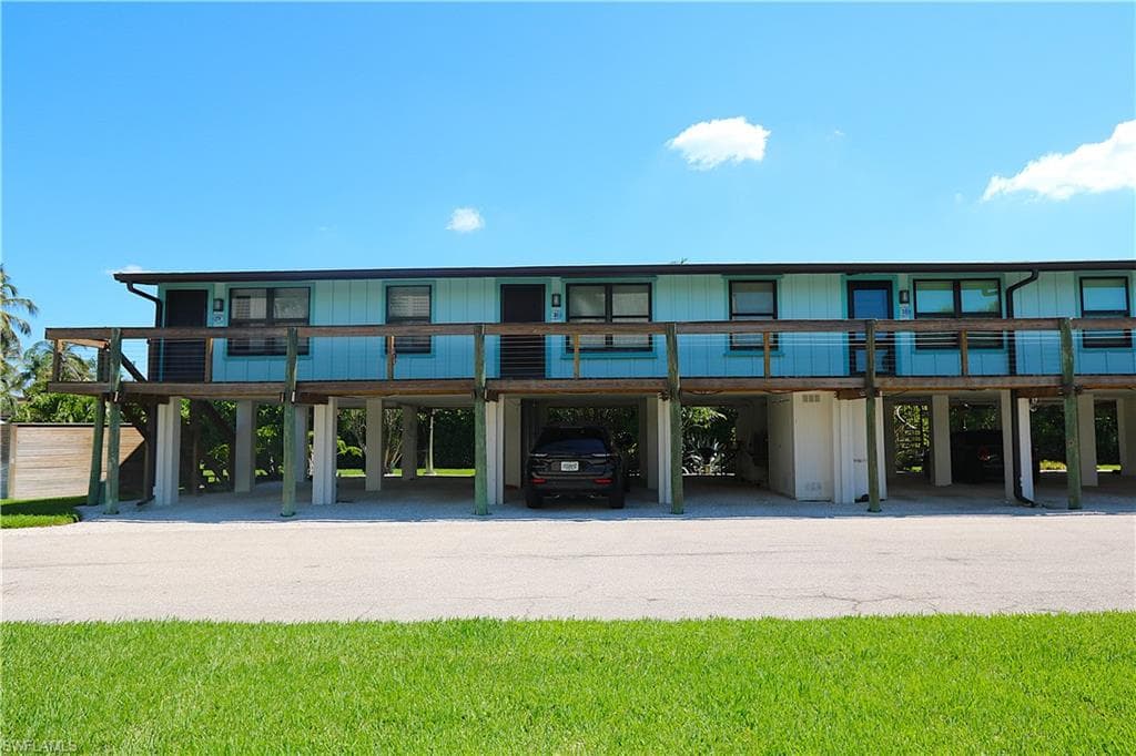 611 Palm AVE F30-25