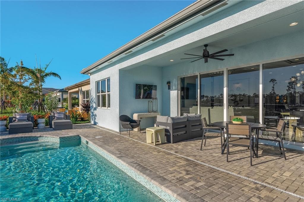 2550 Kingfisher DR-11