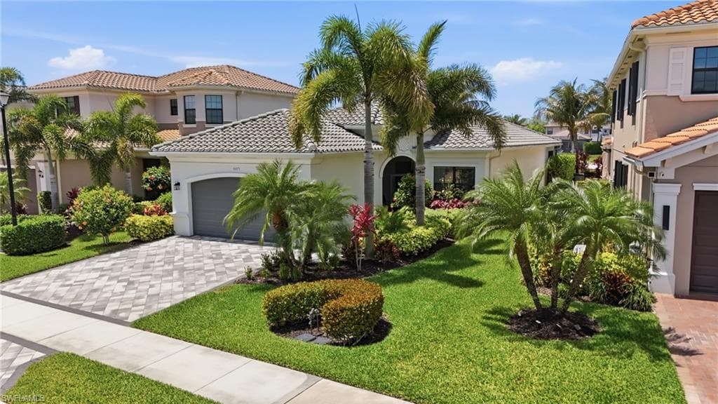 4475 Crimson AVE-27