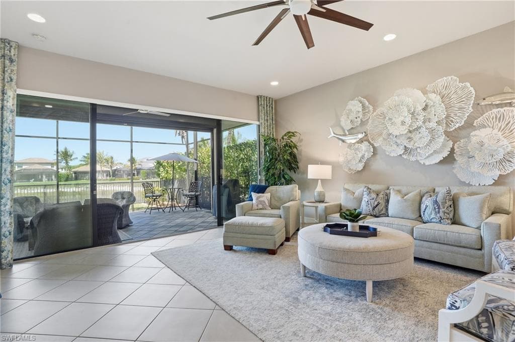 4475 Crimson AVE-16