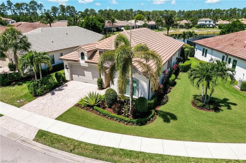 9327 Woodhurst DR-7
