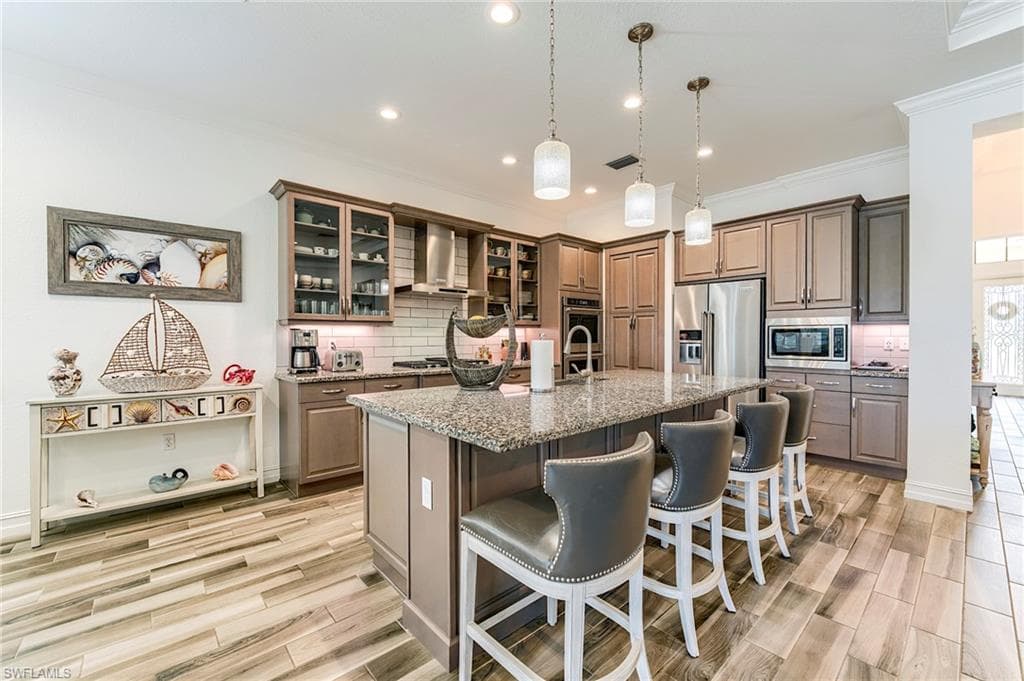 9327 Woodhurst DR-34