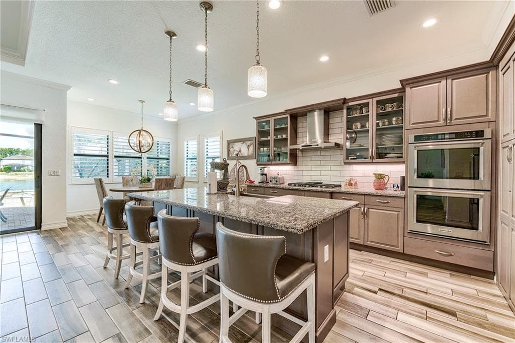 9327 Woodhurst DR-33