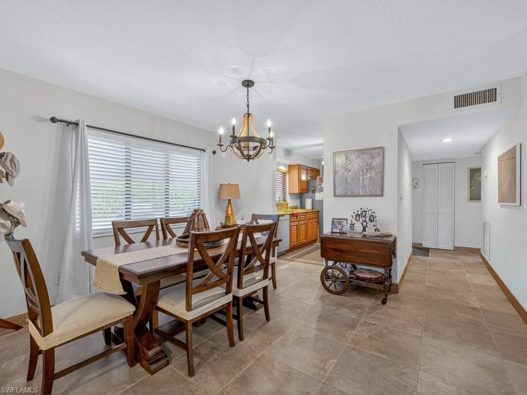 910 VANDERBILT BEACH RD 317W-4