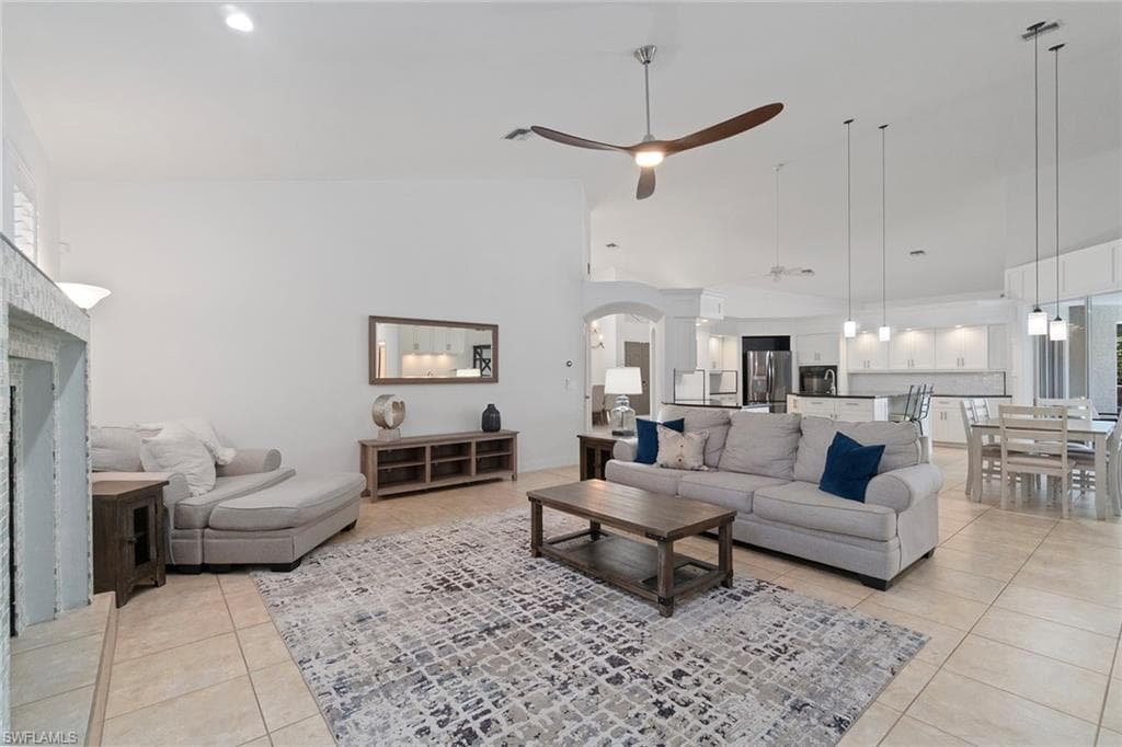 27330 Ridge Lake CT-4