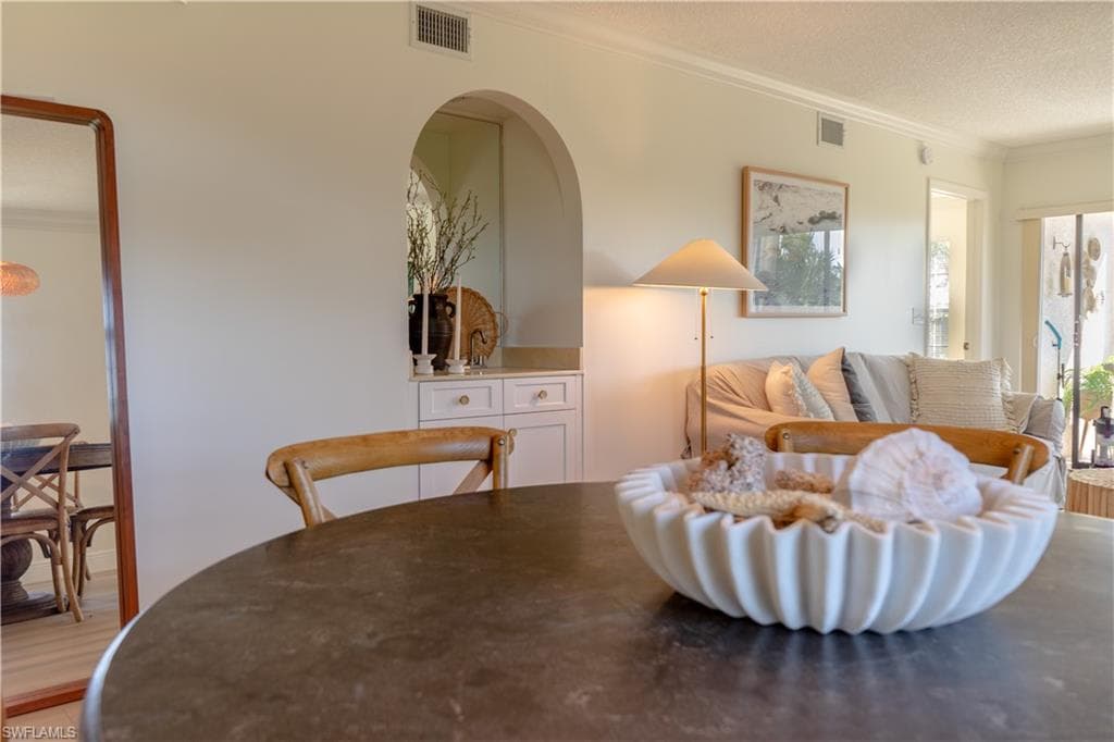 265 Deerwood CIR 10-12