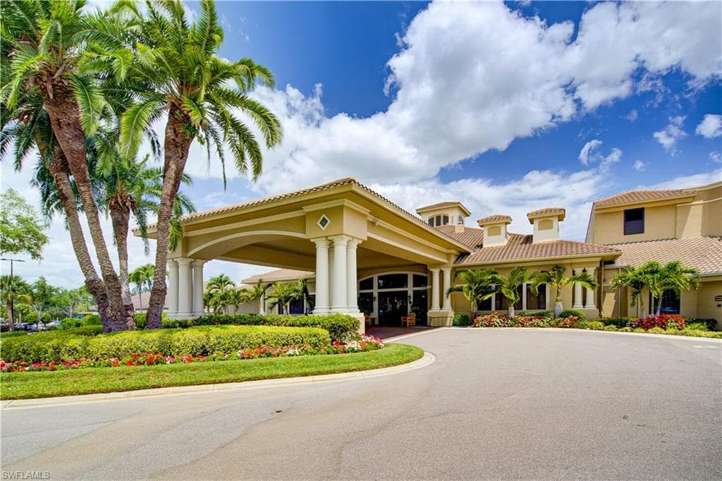 8670 Cedar Hammock CIR 232-18