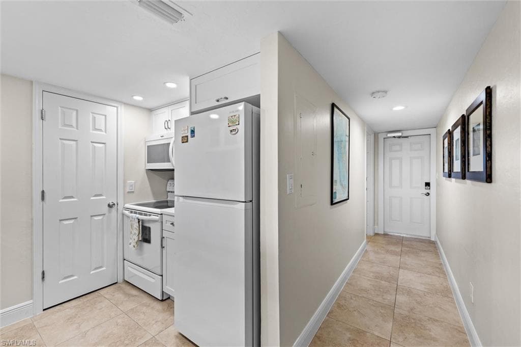 5323 Bayside Villas 24-13