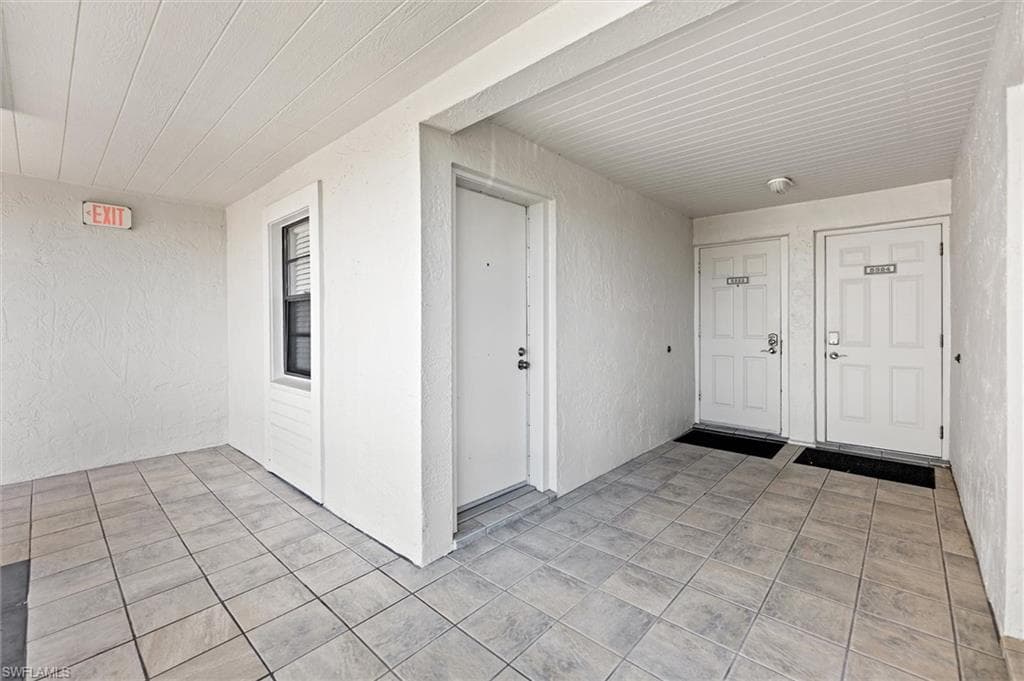5323 Bayside Villas 24-5