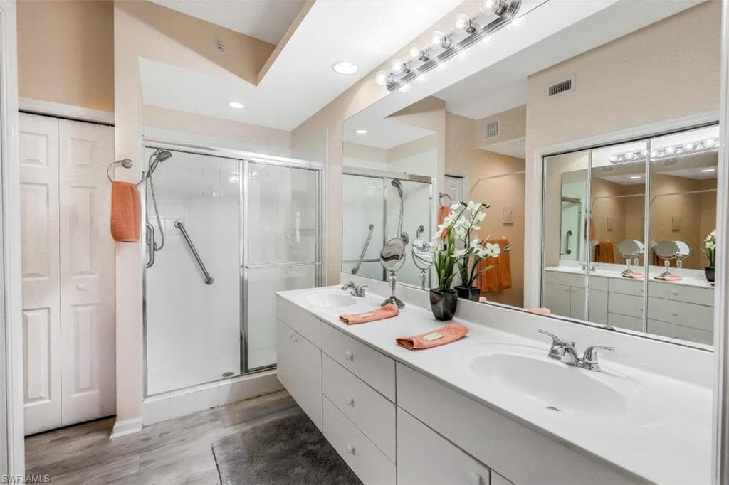 2365 Bayou LN 7003-13