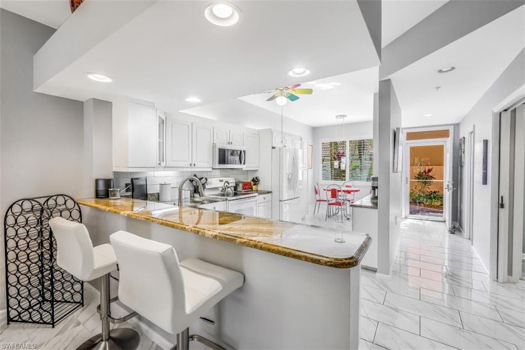 2365 Bayou LN 7003-5
