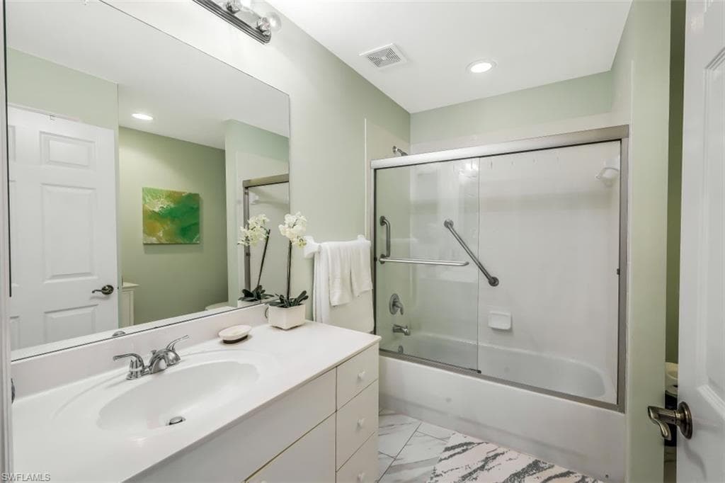 2365 Bayou LN 7003-15