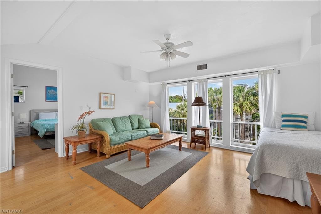 11508 Wightman LN-23