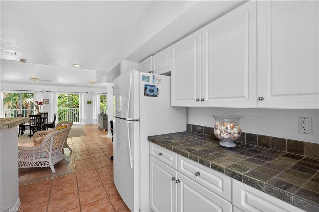 11508 Wightman LN-13