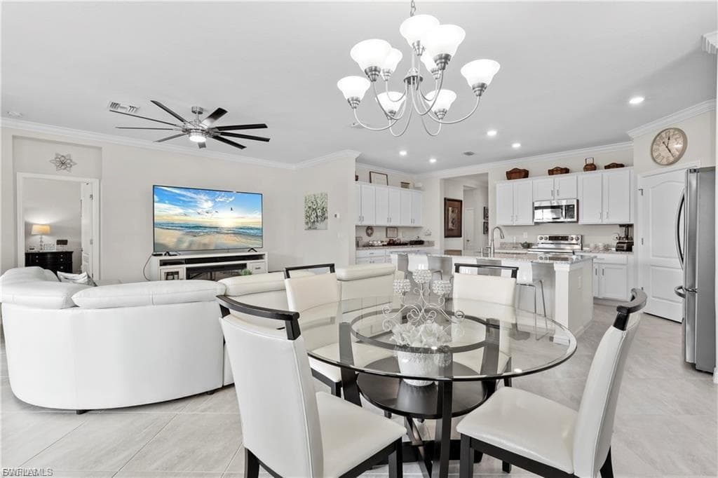 4392 Lemongrass DR-6