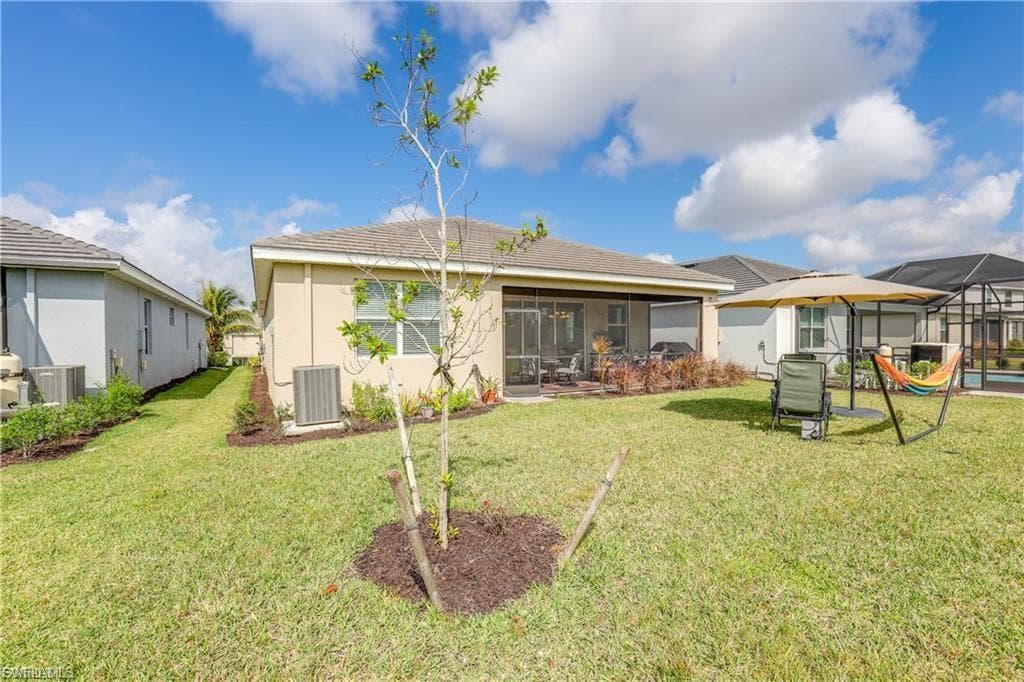 4392 Lemongrass DR-26