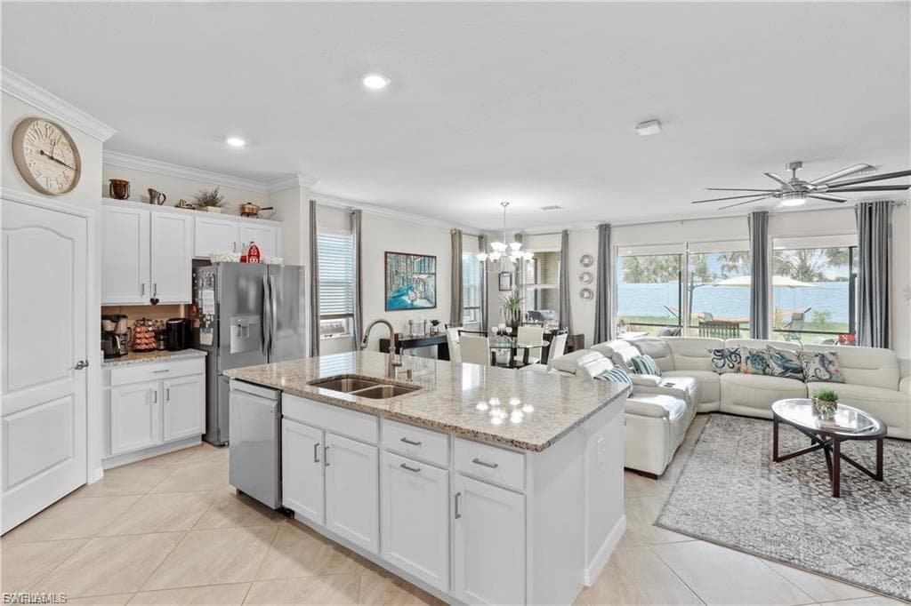4392 Lemongrass DR-9