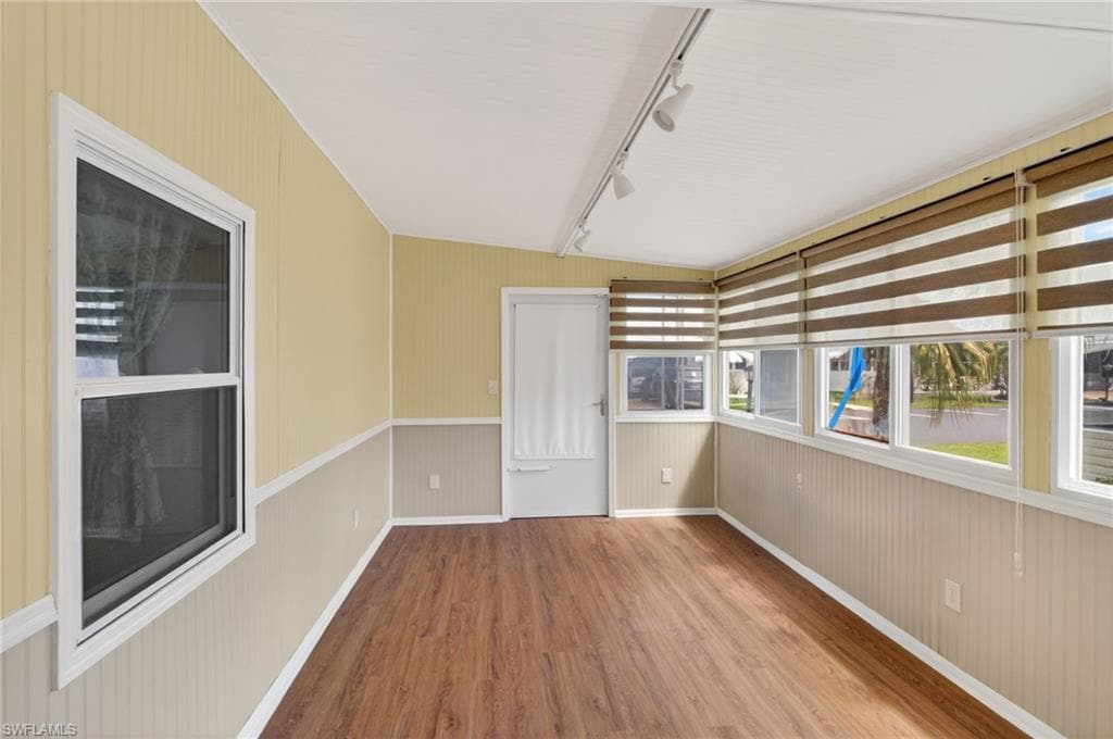 77 Enchanting BLVD E77-6