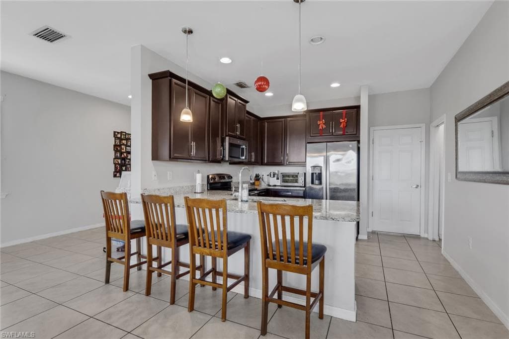 10884 Alvara WAY-4