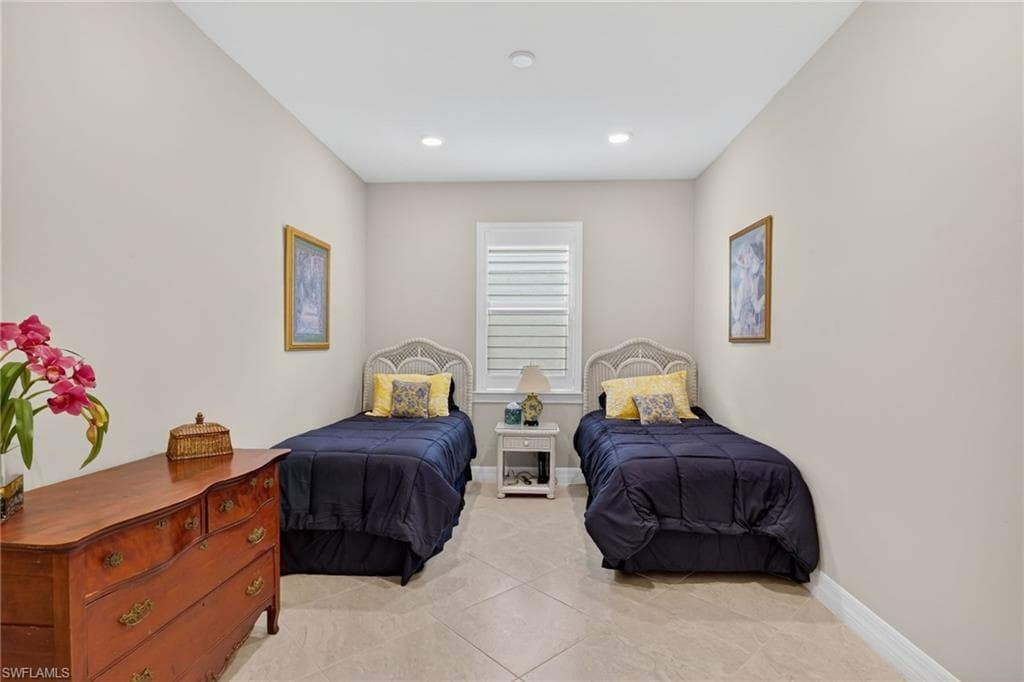 11279 Thurston Chase-27