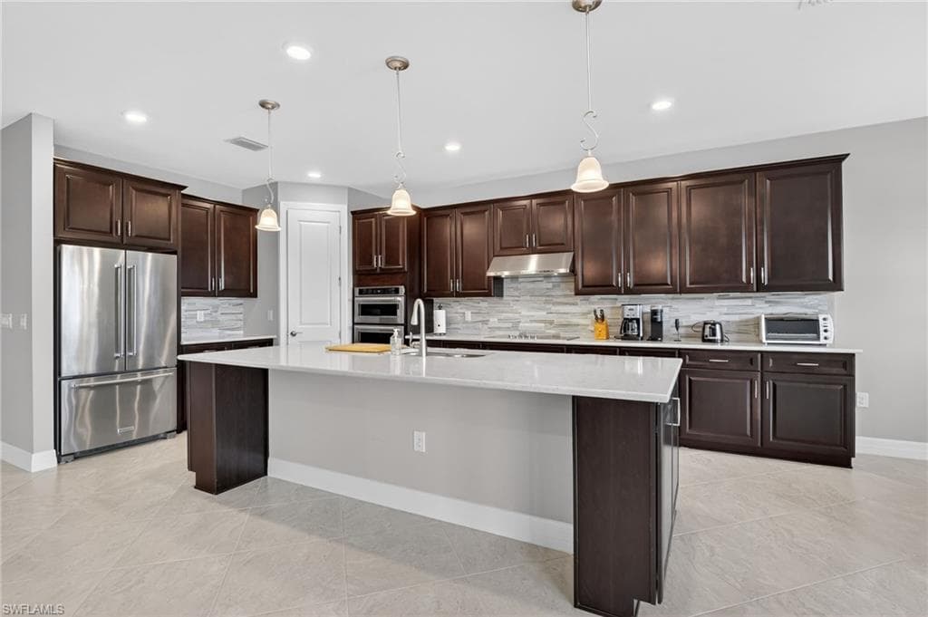 11279 Thurston Chase-13