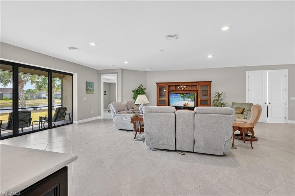 11279 Thurston Chase-9