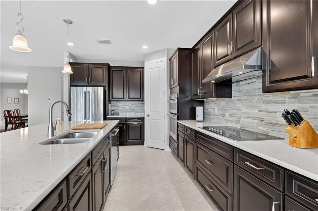 11279 Thurston Chase-15
