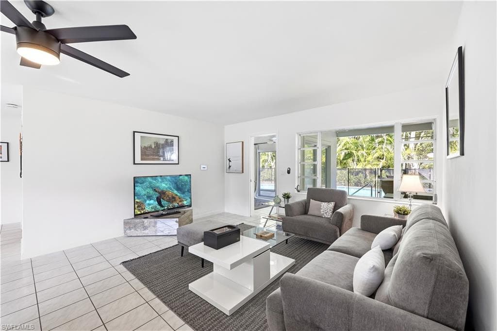1147 Shady Rest LN-16