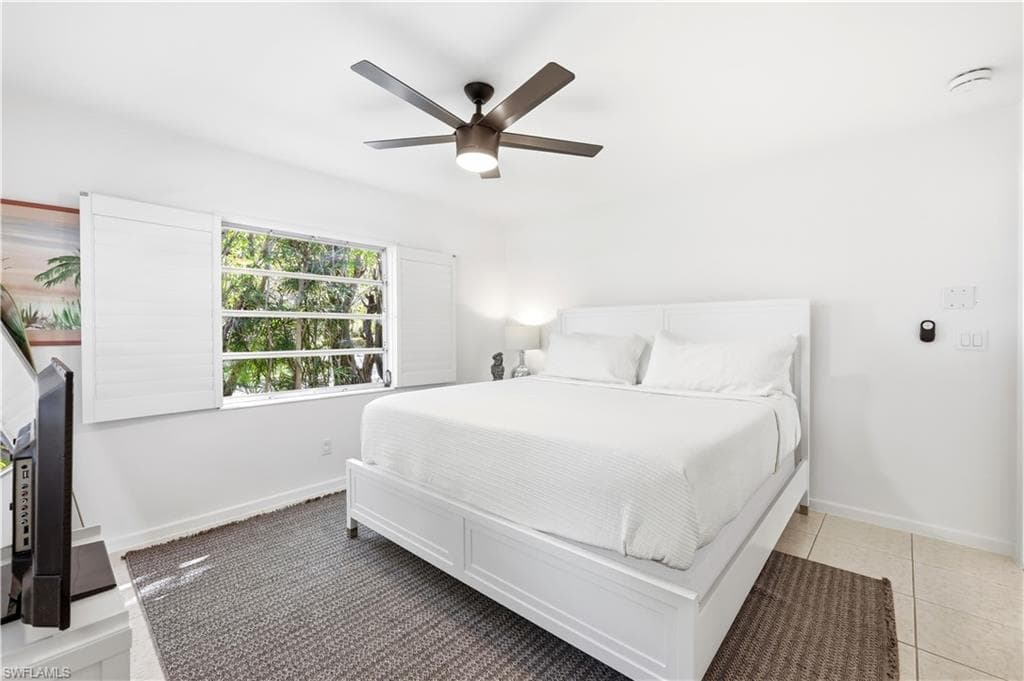 1147 Shady Rest LN-20