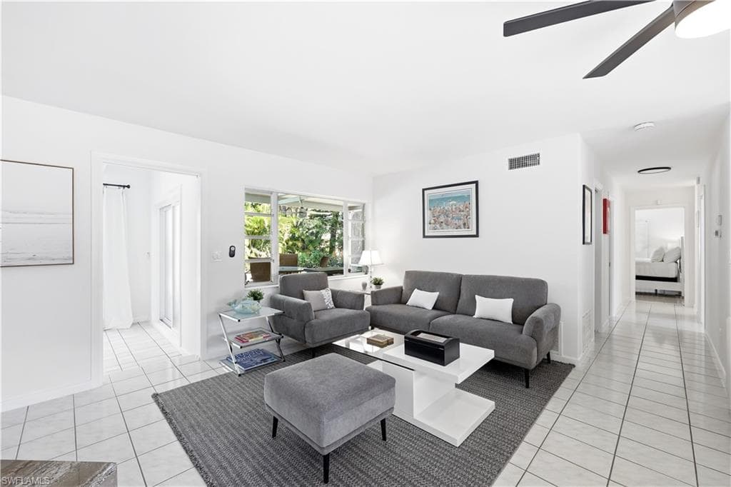 1147 Shady Rest LN-14