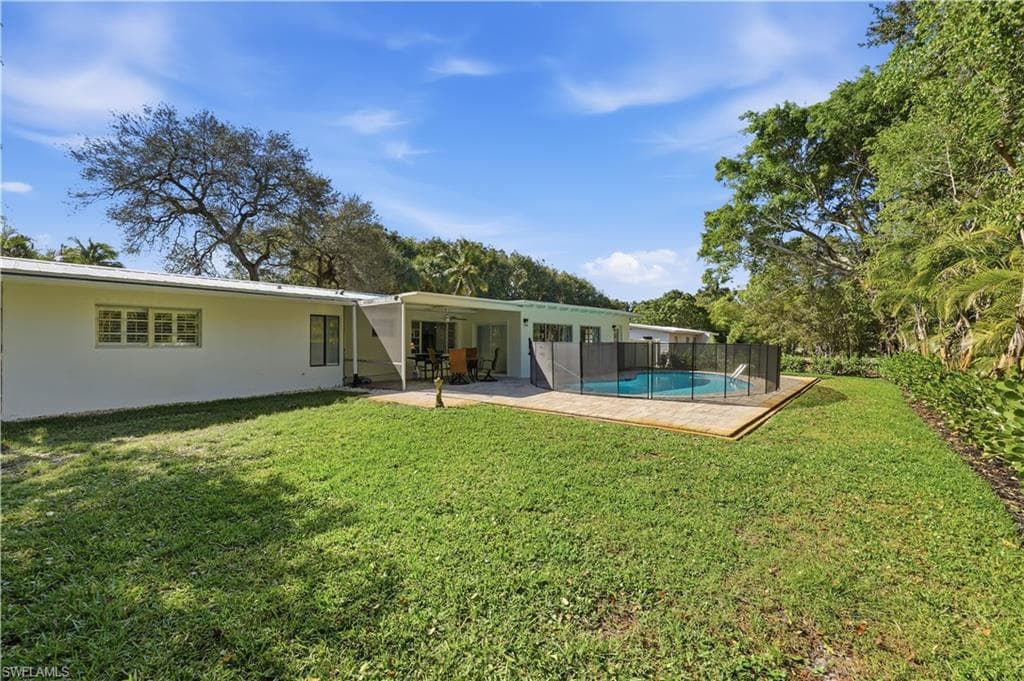 1147 Shady Rest LN-40