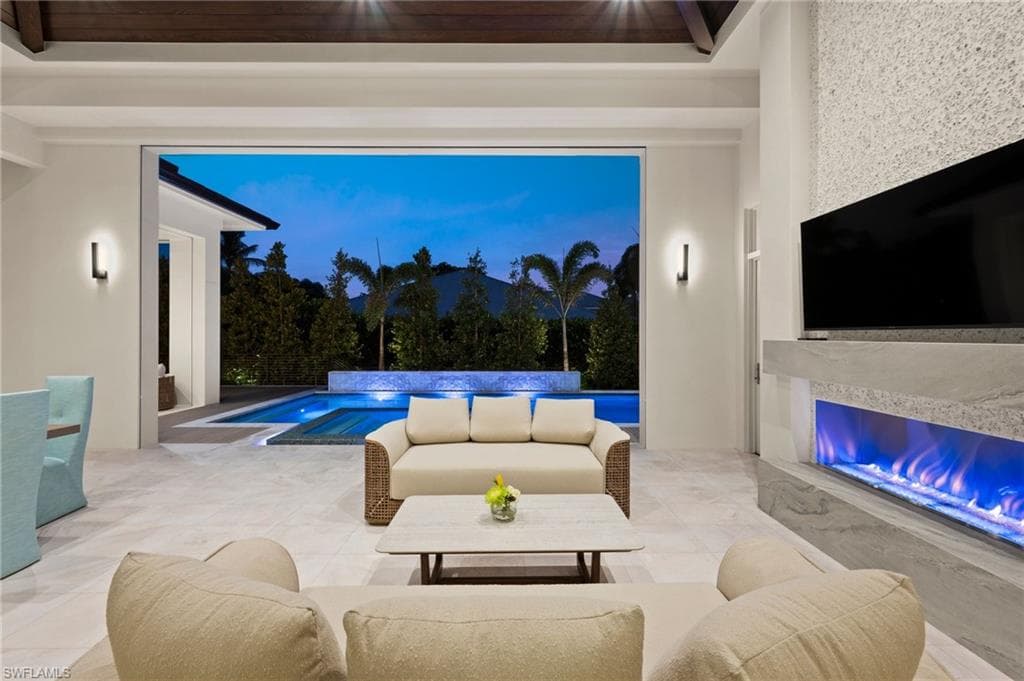 444 Orchid DR-46
