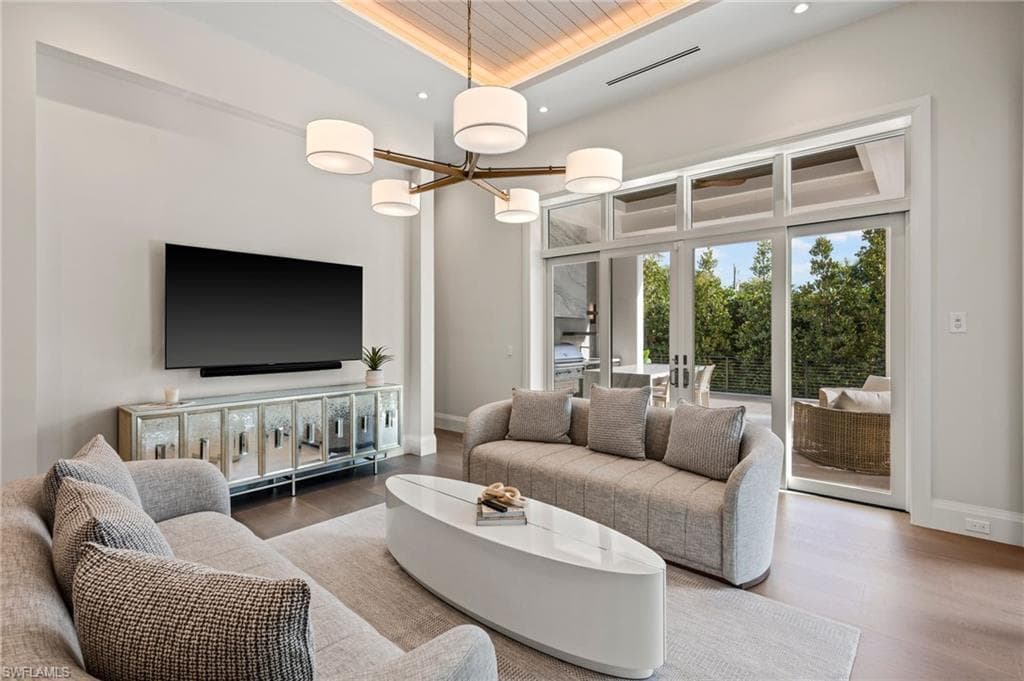 444 Orchid DR-26