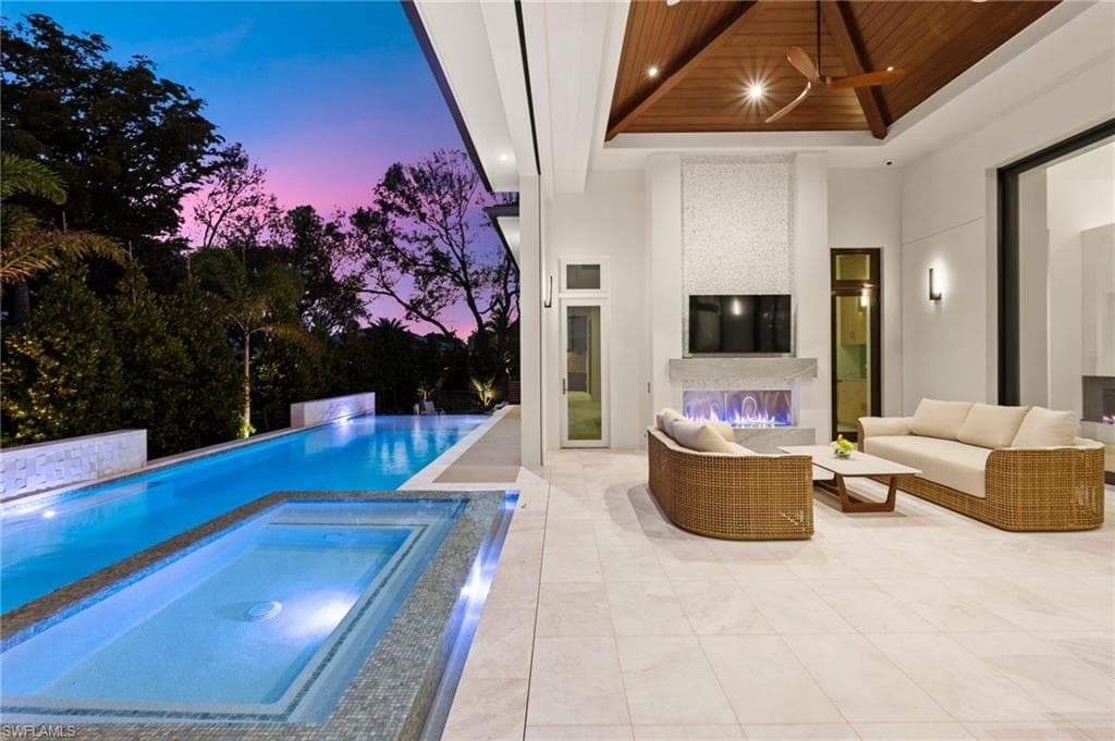 444 Orchid DR-7