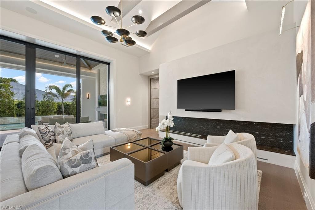 444 Orchid DR-14