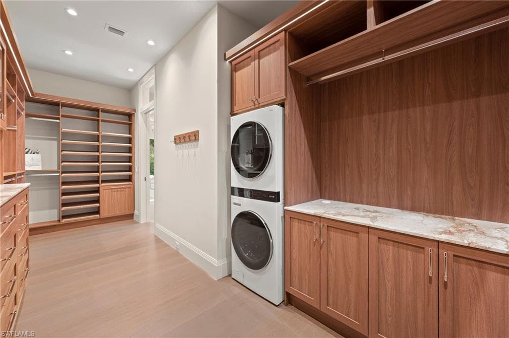 444 Orchid DR-31