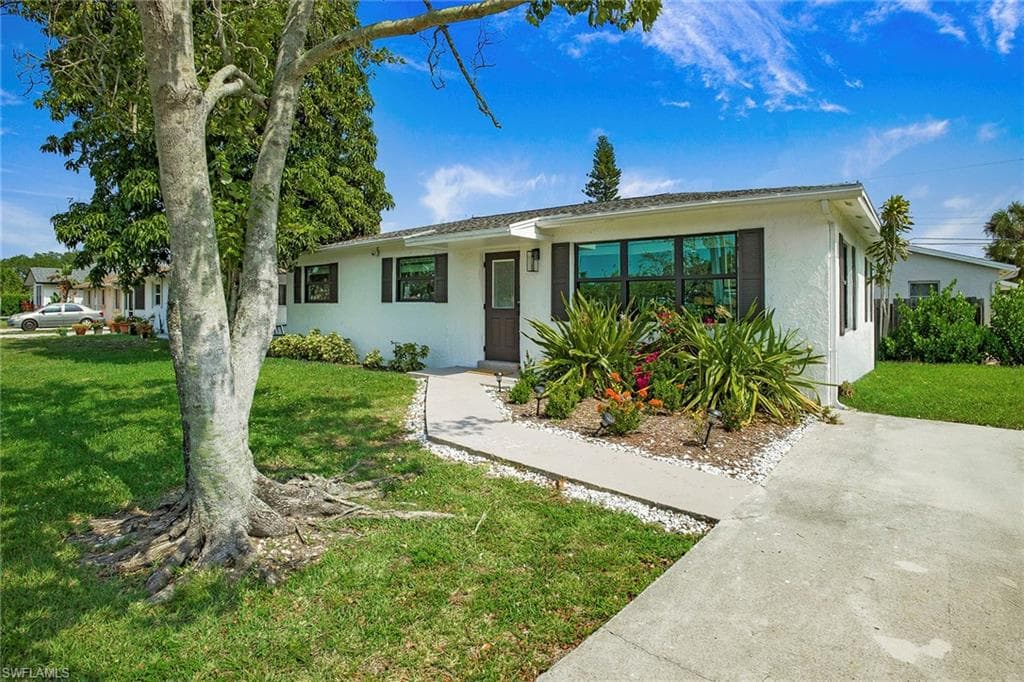 3455 Estey AVE-1