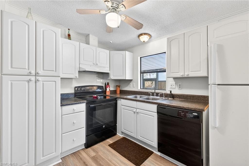 10220 Wales LOOP-9