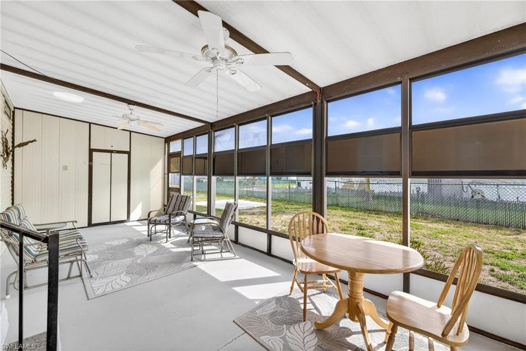 10220 Wales LOOP-21