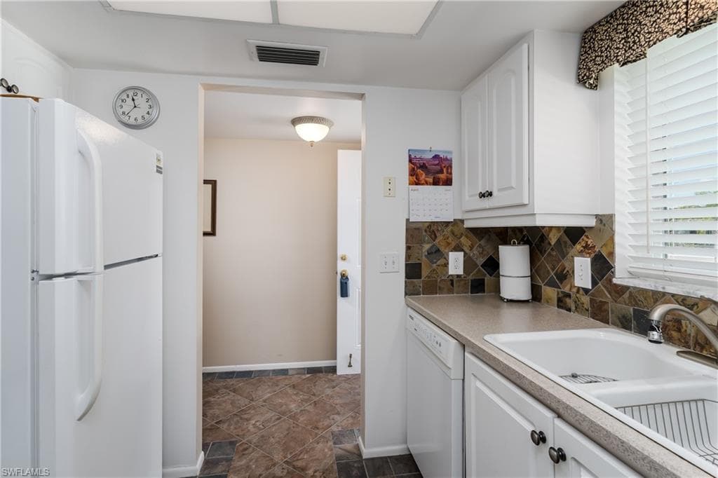 5515 Rattlesnake Hammock RD 205-16