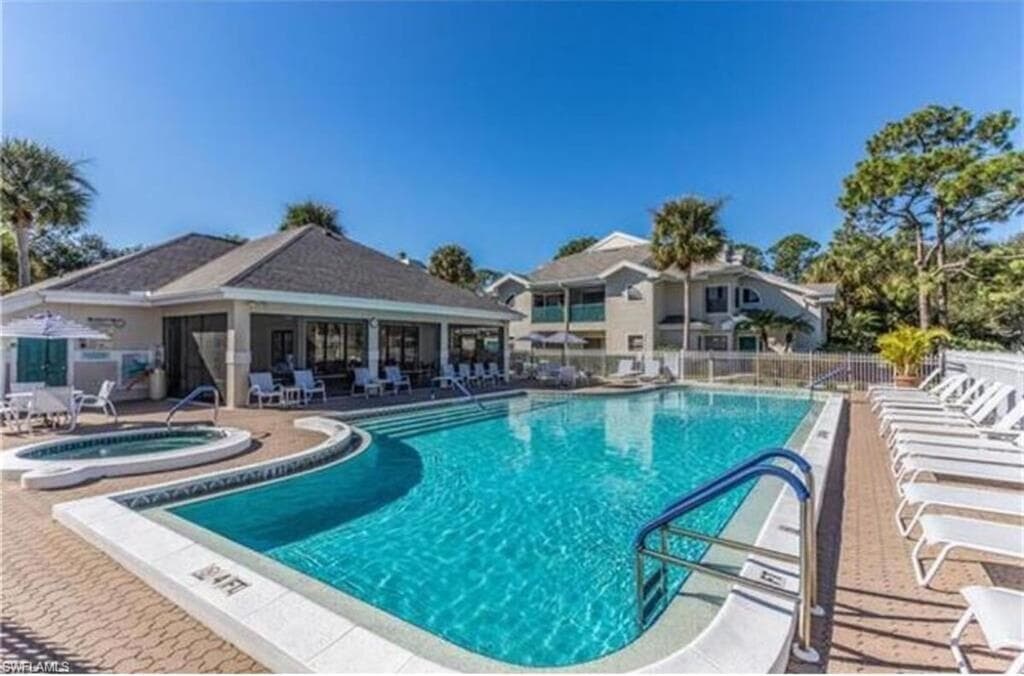 65 Emerald Woods DR E8-1