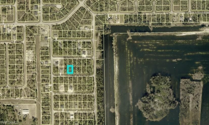 308 Rosanna AVE-3
