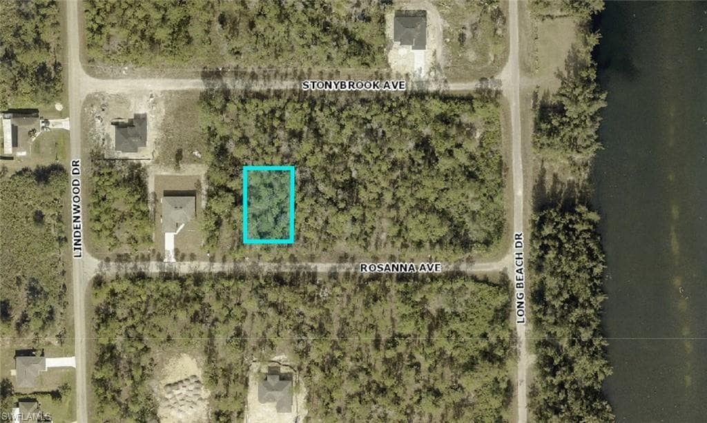 308 Rosanna AVE-1